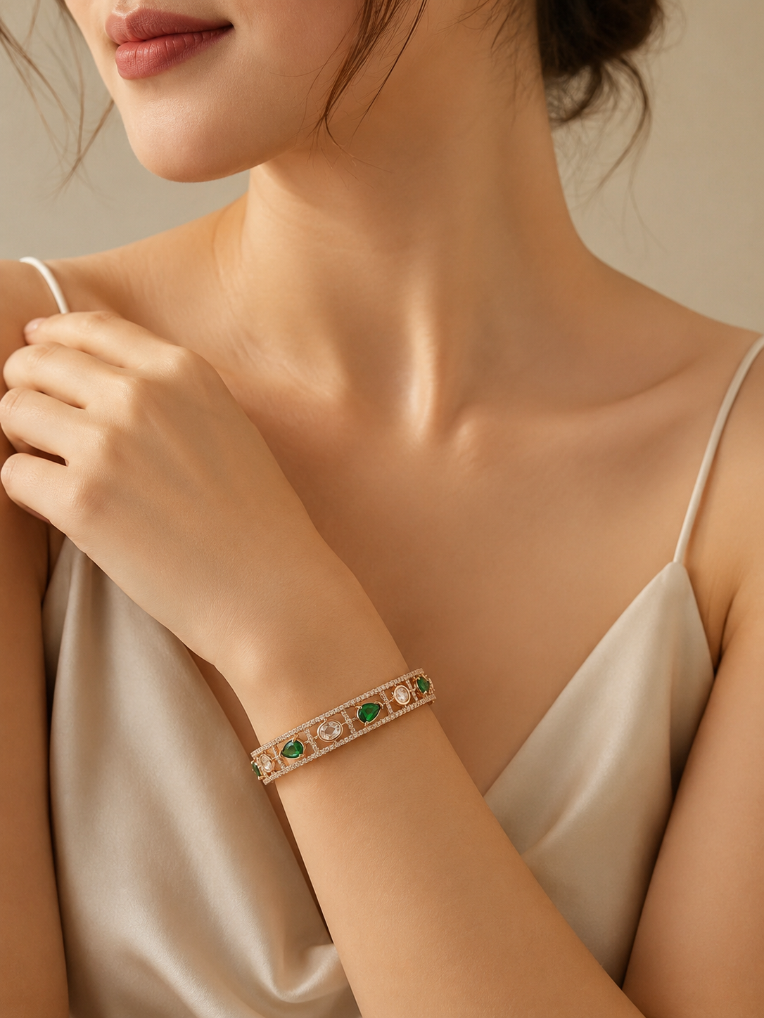 Emerald Aura Luxe Bracelet