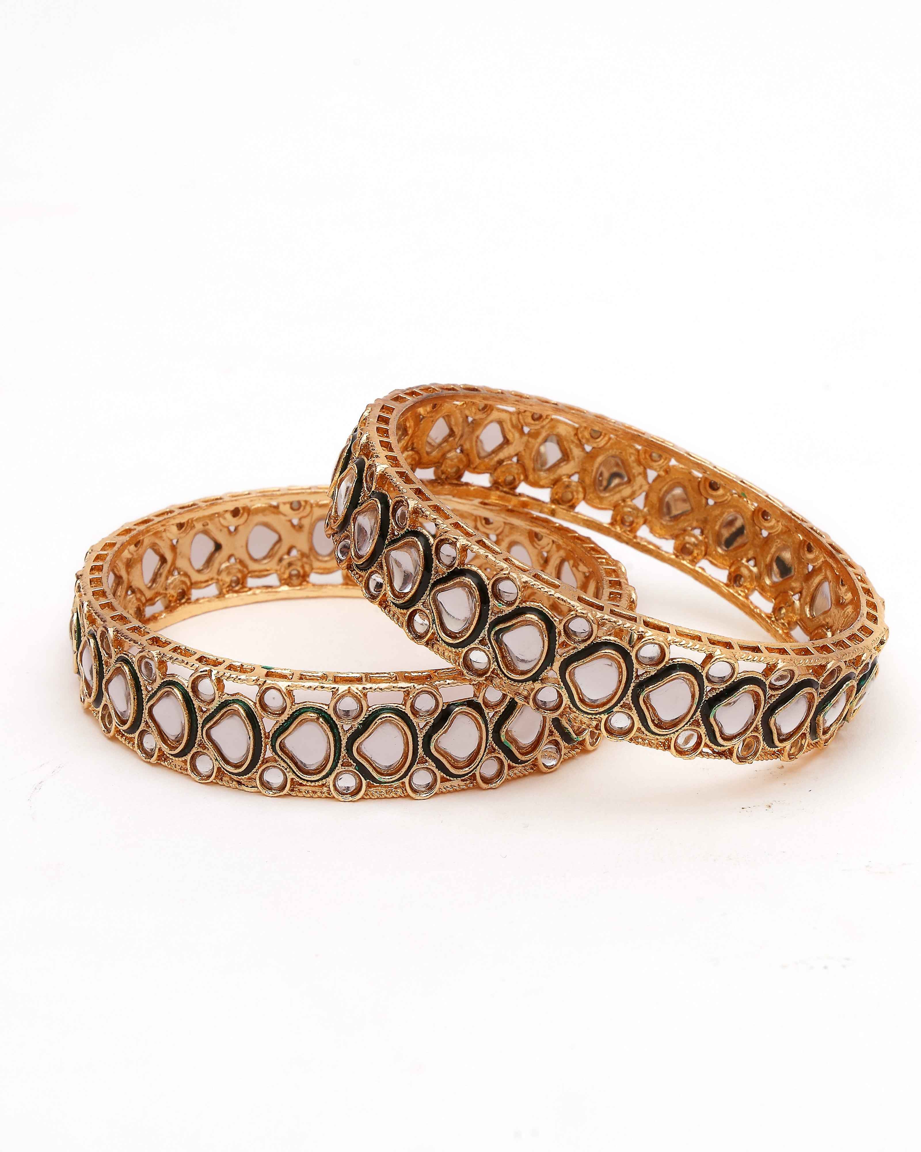 Bangles and kadas — Pabeena