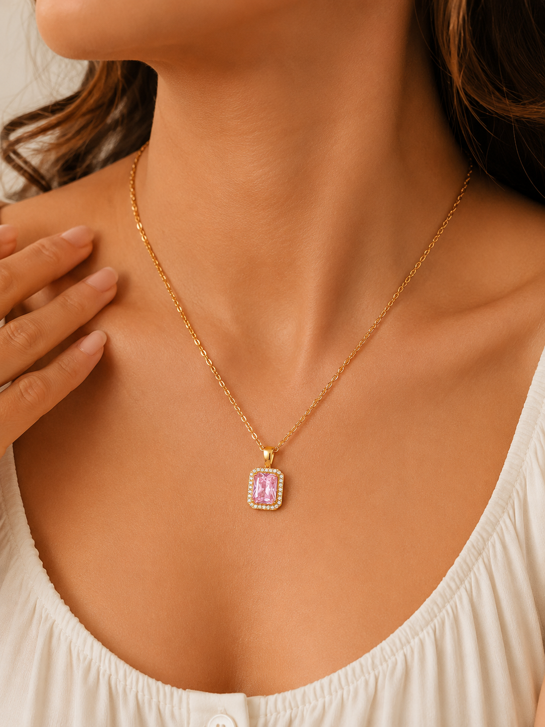Rosé Royale Pendant Necklace